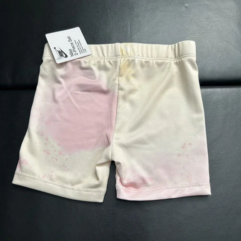 NWT Nike Athletic Set Girls Size 2T
